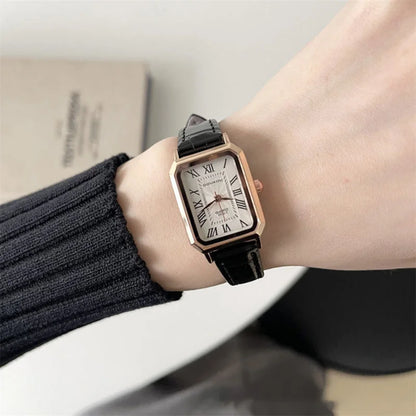 Fashion Retro Quartz Digital Dial Watches for Women