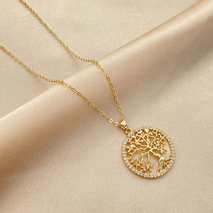 Classic Fashion Hollow Inlaid Zirconia Necklace for Women